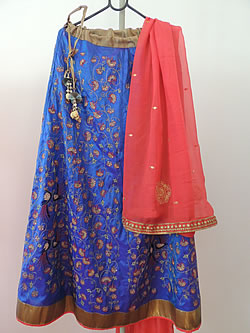 blouse Baroda: design In  Sonal Gandhi, baroda Shringar in Shopping