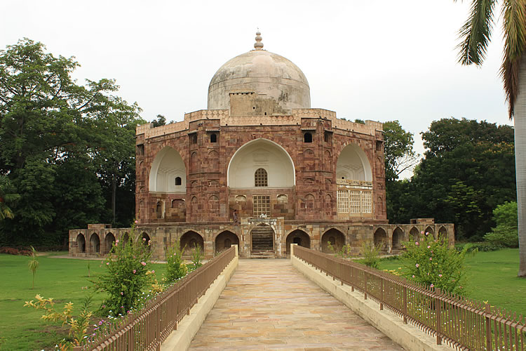 Hazira Maqbara